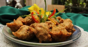 Receta de Pollo con tirabeques y chiles rojos (La Zi ji)