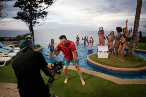 Four Loko estrena su himno y video oficial con Bronzon